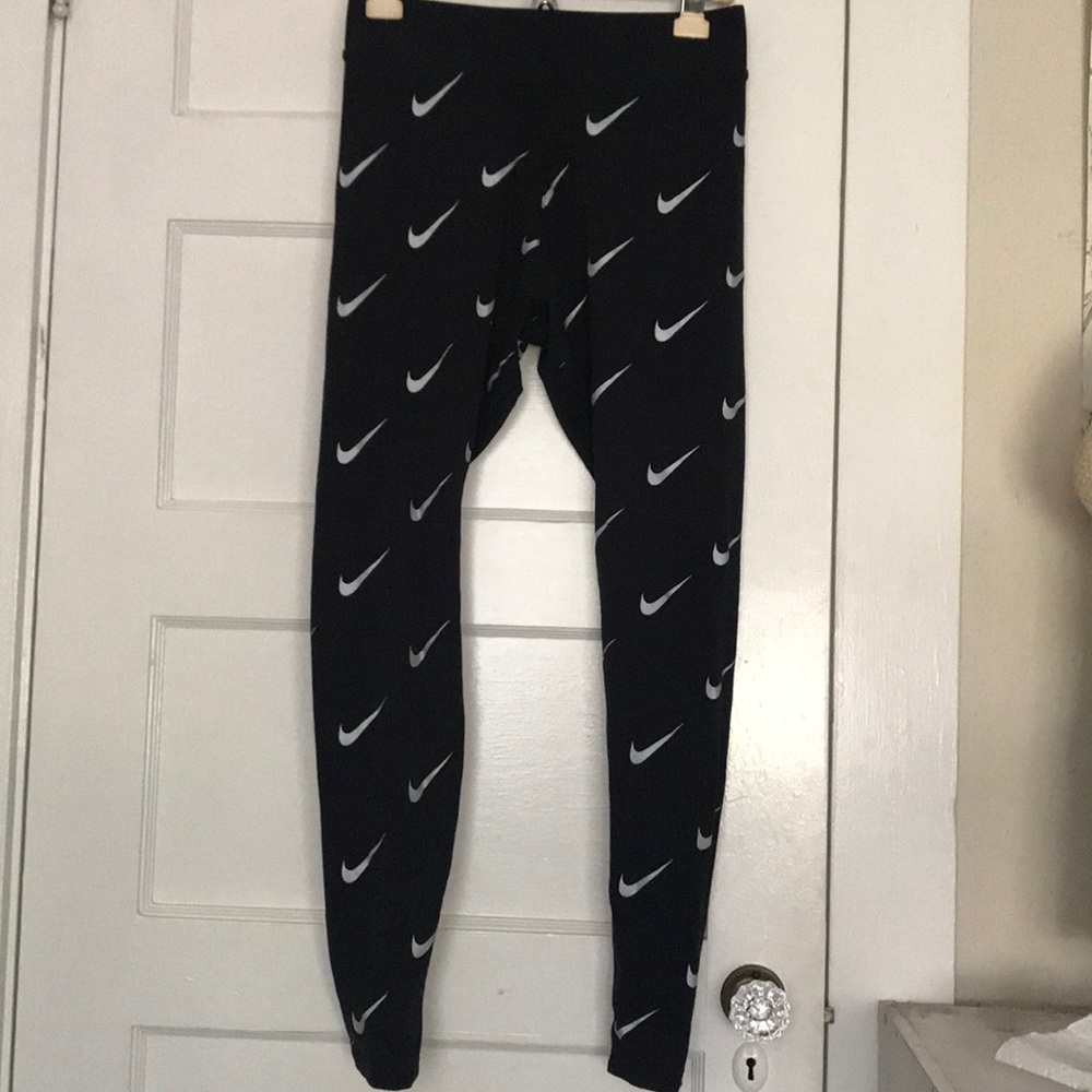 Nike leggings